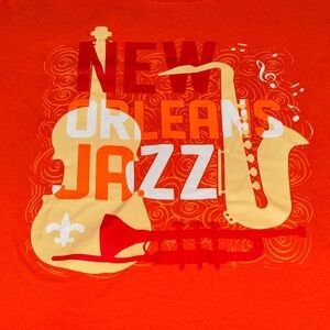 NOLA New Orleans Jazz Music Orange Short Sleeve Tee Shirt Large 100% Cotton